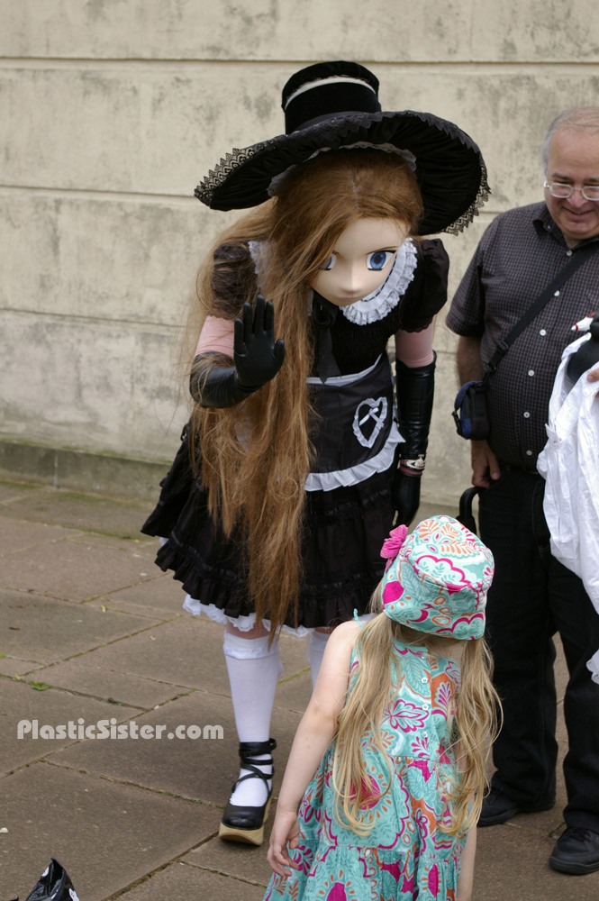 PlasticSister5.jpg