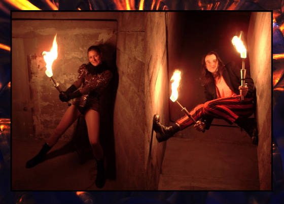 webassets/fire_jugglers_performers_scotland.jpg